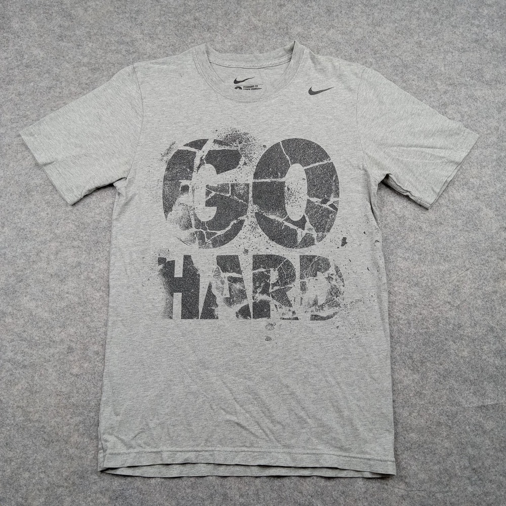 Nike Shirt Mens Small Gray GO HARD Graphic Athletic Short Sleeve Tee Swoosh